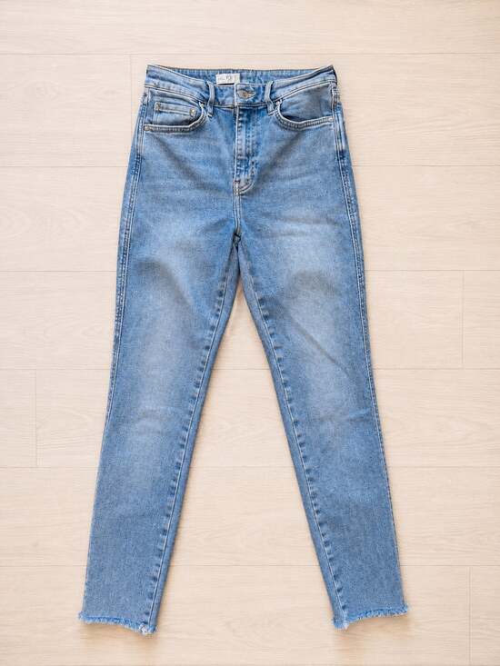 Free People Denim - Free People We The Free Women's Raw Hem Distressed Skinny Jeans Blue 27